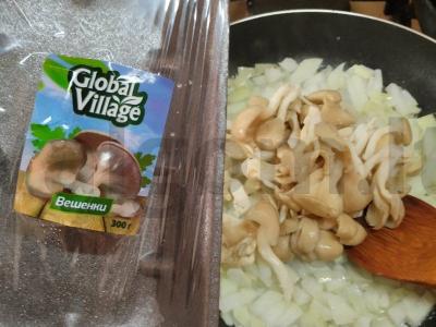 Spagečiai su grybais ir dešrelėmis Žingsnis 2