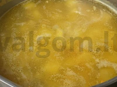 Žirnių sriuba su vištiena Žingsnis 5