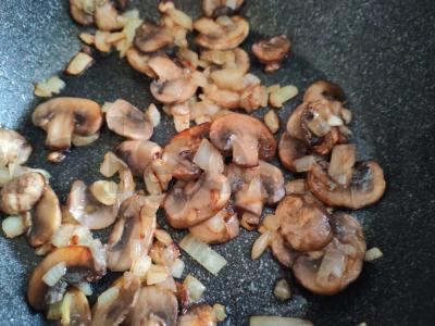 Ritinys su grybais ir bekonu Žingsnis 6