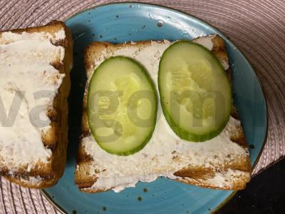 Namų sumuštinis su žuvimi ir varškės sūriu Žingsnis 2