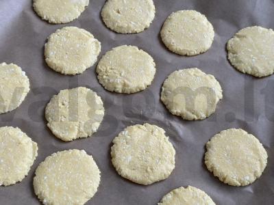 Varškės sausainiai su citrina Žingsnis 3