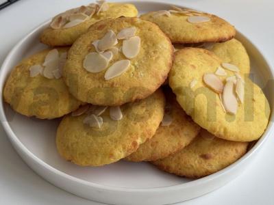 Varškės sausainiai su citrina pagrindine nuotrauka