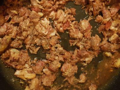 Bulguras su kiaulienos troškiniu Žingsnis 1