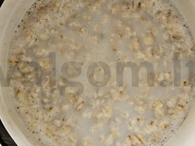 Avižinė košė su feta ir baziliku Žingsnis 1