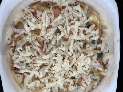 Purūs omletas su dešrelėmis ir brokoliais orkaitėje Žingsnis 6