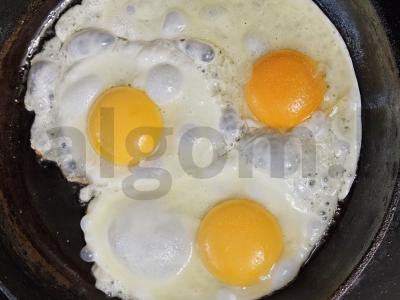 Pusryčių kiaušinio burgeris Žingsnis 3