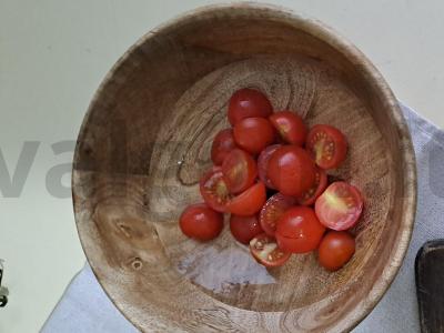 Avokadų salotos su vyšniniais pomidorais Žingsnis 1