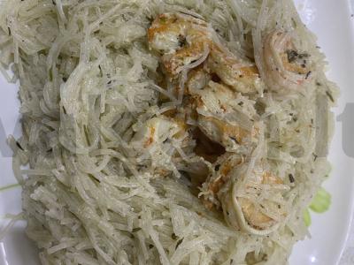 Stikliniai makaronai su grietinėlės krevetėmis Žingsnis 15