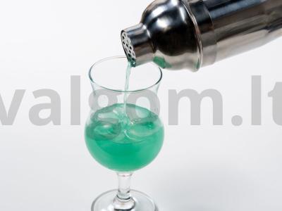 Kokteilis „Mėlynieji Havajai“ Žingsnis 2