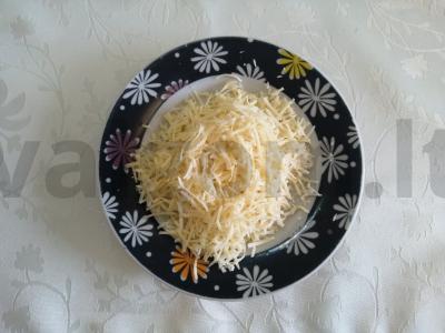 Salotos su konservuotais ananasais ir karbonaidu Žingsnis 3