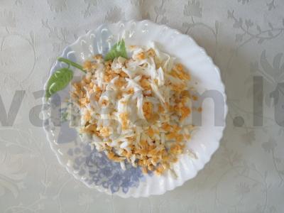 Salotos su konservuotais ananasais ir karbonaidu Žingsnis 5