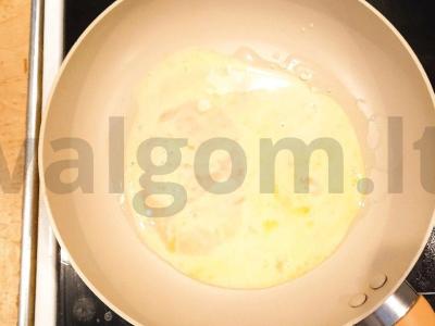 Ryžių popierius kiaušinyje su silpniai sūdyta upėtakio Žingsnis 2