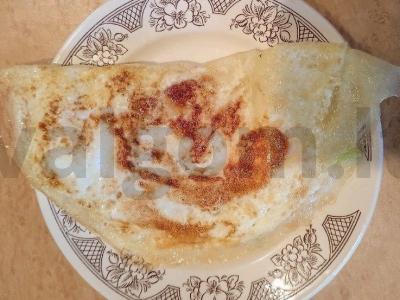 Ryžių popierius kiaušinyje su silpniai sūdyta upėtakio pagrindine nuotrauka