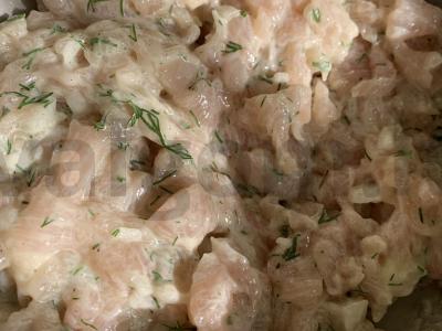 Smulkintos vištienos kotletai su džiovintu česnaku Žingsnis 1