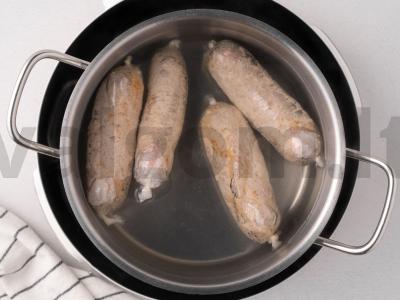 Vištienos faršo dešrelės Žingsnis 5