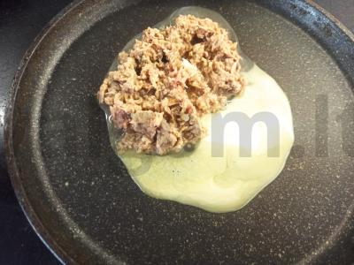 Makaronai su keptu tunu ir šviežiais žalumynais Žingsnis 3