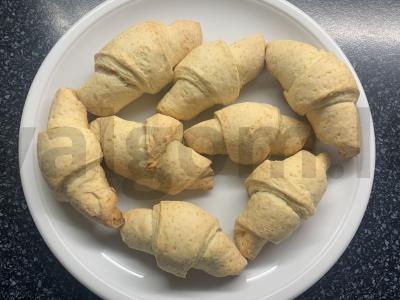 Kibinai su džemu arbatai pagrindine nuotrauka