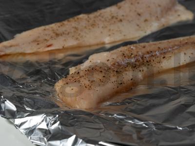 Žuvies ritinys su morkomis ir svogūnais Žingsnis 4