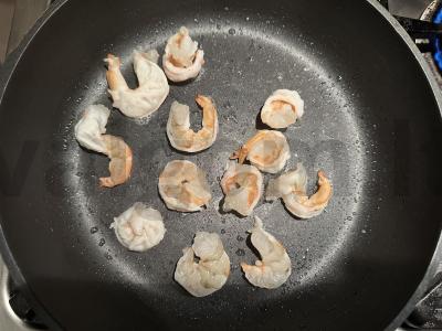 Pasta su krevetėmis ir džiovintais pomidorais Žingsnis 1