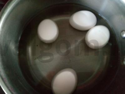 Silkė po kailiu su žaliu svogūnu Žingsnis 1