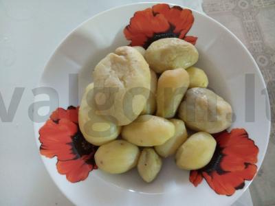 Silkė po kailiu su žaliu svogūnu Žingsnis 3