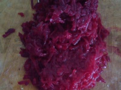 Silkė po kailiu su žaliu svogūnu Žingsnis 5