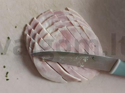 Sotūs salotas su kaparėliais ir kiaulienos kumpiu Žingsnis 5