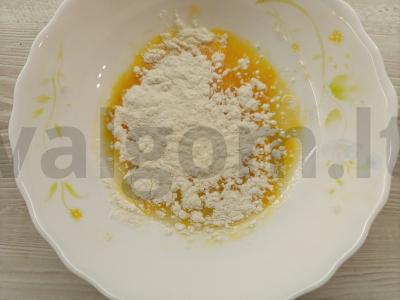 Kiaulienos kepsniai tešloje Žingsnis 2