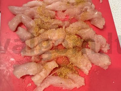 Kaukazo daržovės su funčozu Žingsnis 1