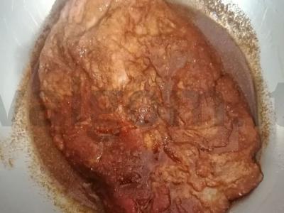 Mėsa folijoje pusryčiams Žingsnis 1