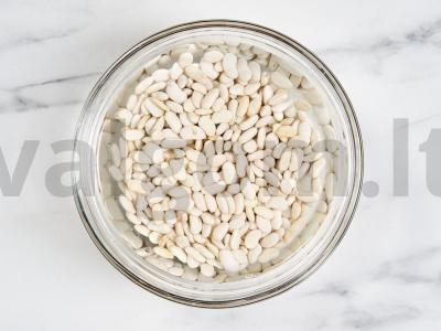 Baltojo pupelių sriuba su jautiena ir morkomis Žingsnis 1