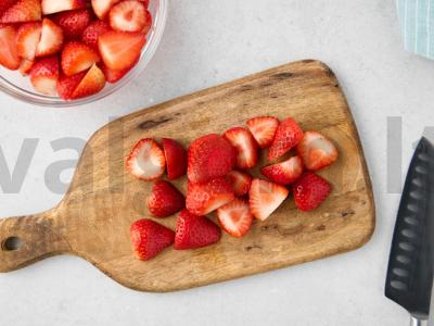 Braškės sirupe Žingsnis 1