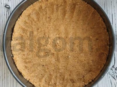 Namų sūrio pyragas be kepimo Žingsnis 1