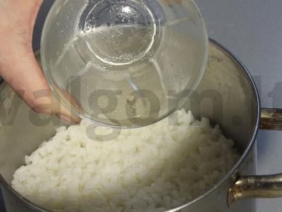 Rulonai su upėtakiu, avokadu ir jūros kopūstais Žingsnis 4