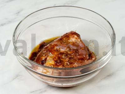 Kiaulienos kumpis su tkhemali folijoje Žingsnis 7