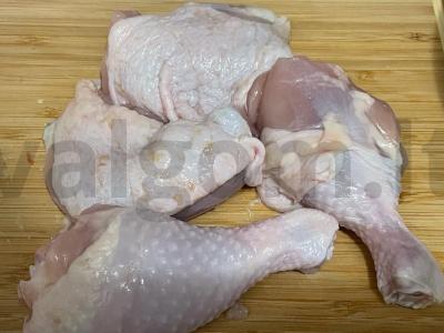 Vištienos šlaunelės su daržovėmis maiše Žingsnis 1