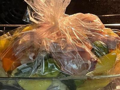 Vištienos šlaunelės su daržovėmis maiše Žingsnis 5