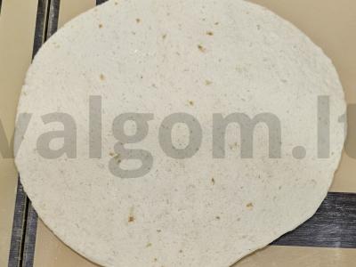 Lavašas su šprotų ir skramblo Žingsnis 1