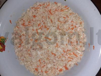 Rūgštaus kopūsto su krapų sėklomis ir morkomis Žingsnis 3