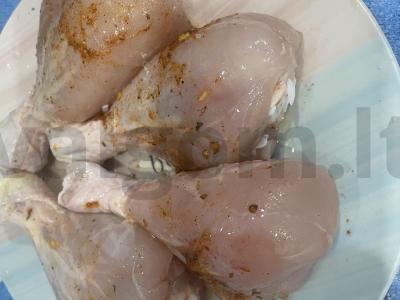 Vištienos blauzdelės su gaudos sūriu Žingsnis 2