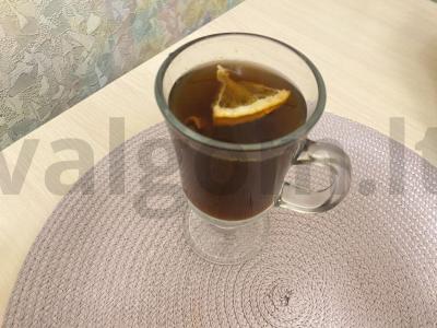 Be alkoholinis glintveinas pagrindine nuotrauka