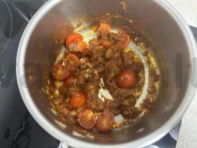 „Tom Yum“ su jūros gėrybėmis be ryžių Žingsnis 4