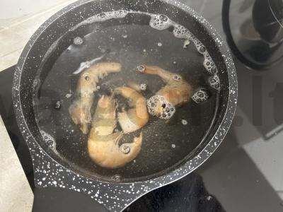 „Tom Yum“ su jūros gėrybėmis be ryžių Žingsnis 5