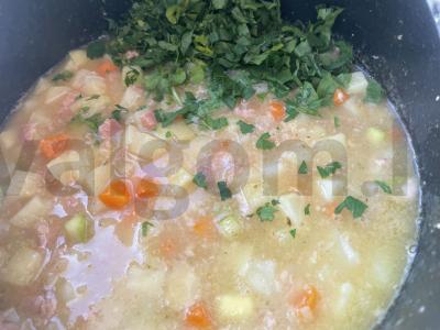 Troškintas bulves su troškiniu Žingsnis 5