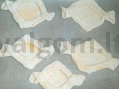 Hachapuri „Firminiai“ iš sluoksniuotos tešlos Žingsnis 5