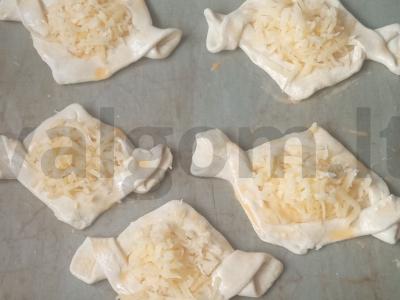 Hachapuri „Firminiai“ iš sluoksniuotos tešlos Žingsnis 6