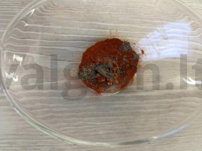 Česnakiniai skrebučiai su alyvuogių aliejumi Žingsnis 2