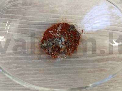 Česnakiniai skrebučiai su alyvuogių aliejumi Žingsnis 3