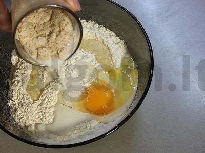 Šventinis vištienos pyragas su grybais ir šonine Žingsnis 6