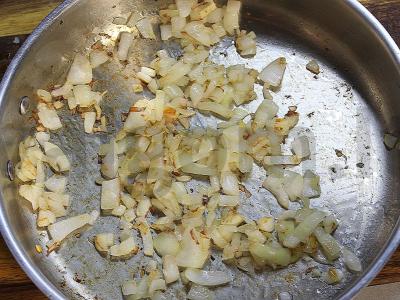 Šventinis vištienos pyragas su grybais ir šonine Žingsnis 11